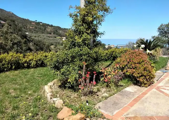 Holiday Apartment Villa Camilla